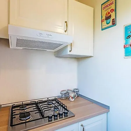 Sleeps 4 With Air Con Daire *