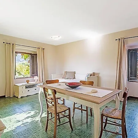 Sleeps 4 With Air Con * Santa Caterina Dello Ionio Marina