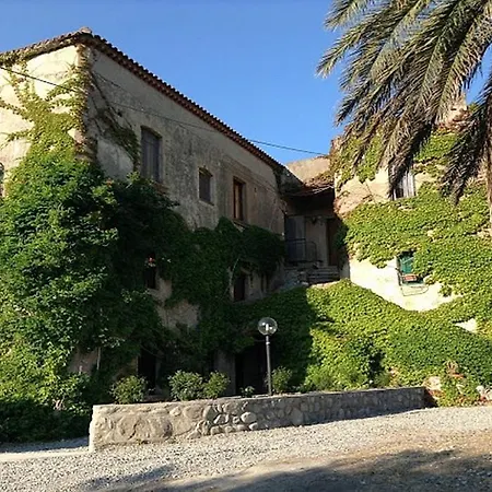 Sleeps 4 With Air Con *